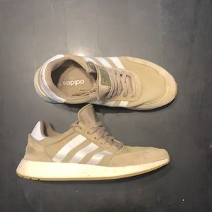 Men’s adidas boost sneakers size 10